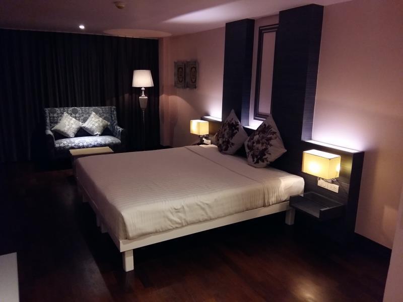 The Sathon Vimanda Hotel Bangkok Extérieur photo