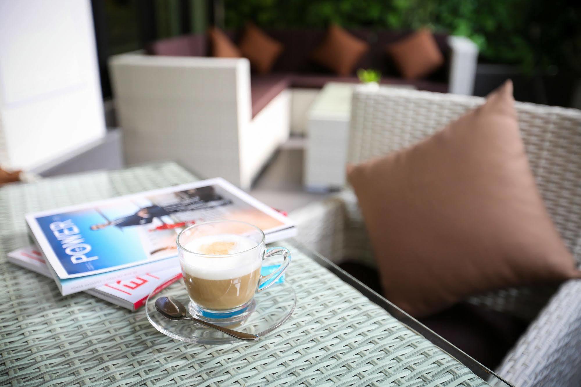 The Sathon Vimanda Hotel Bangkok Extérieur photo
